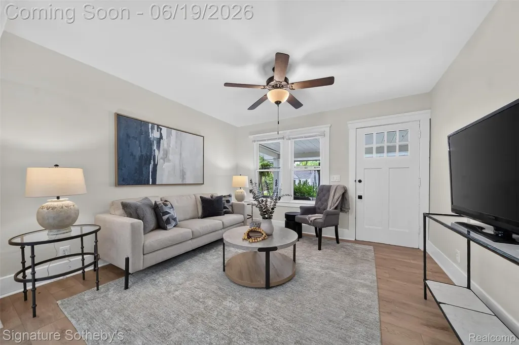 388 Channing Street Ferndale City MI 48220