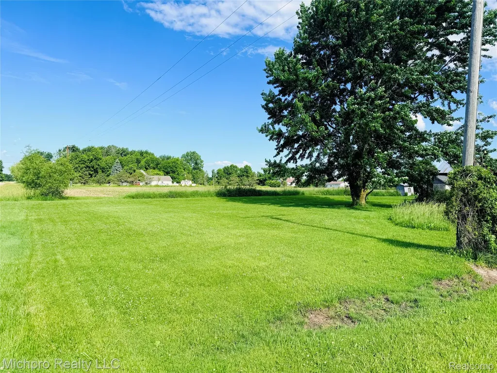 11438 Hill Road Riley Township MI 48041