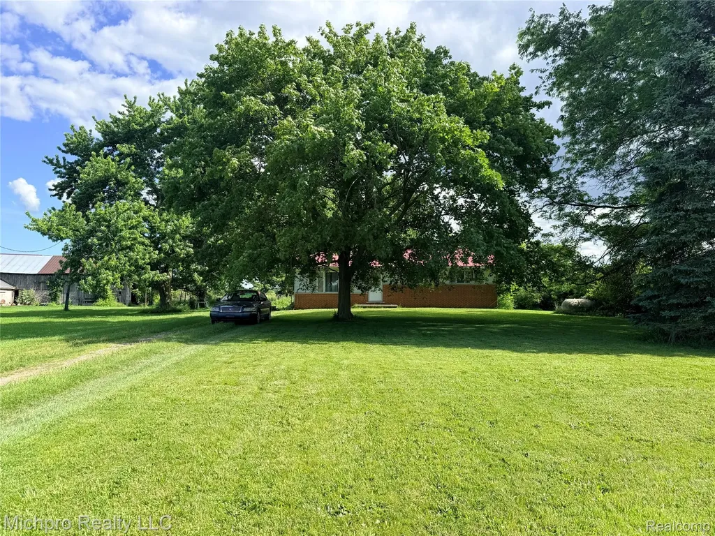 11438 Hill Road Riley Township MI 48041