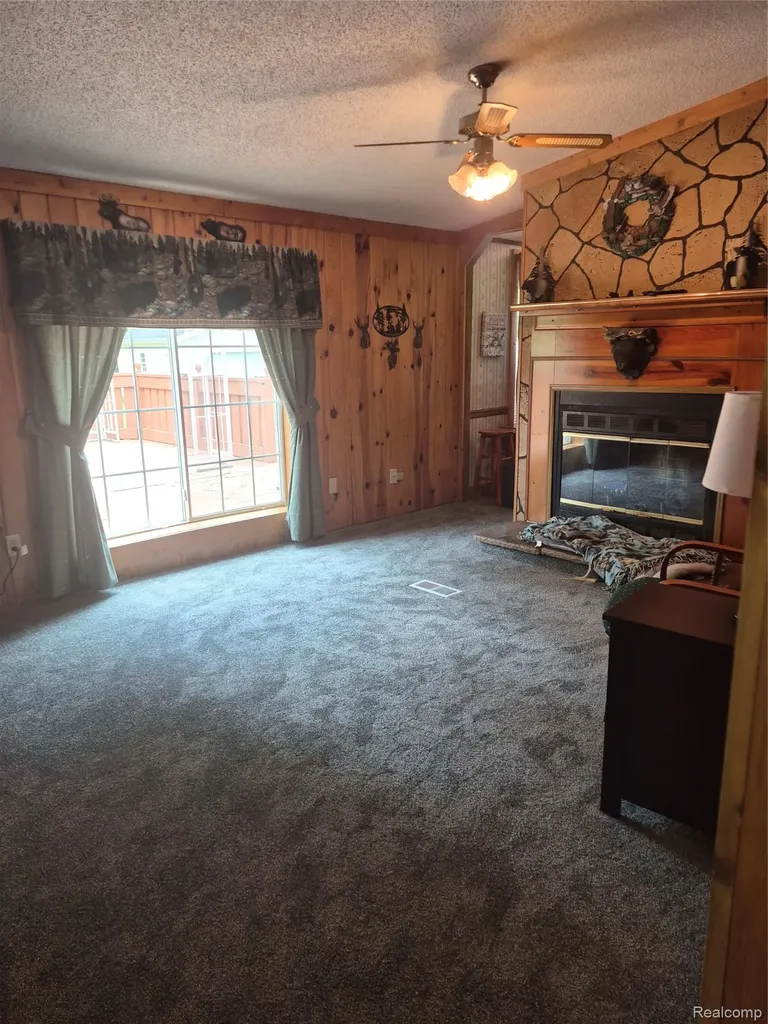 12849 S Delaney Road Perry City MI 48872