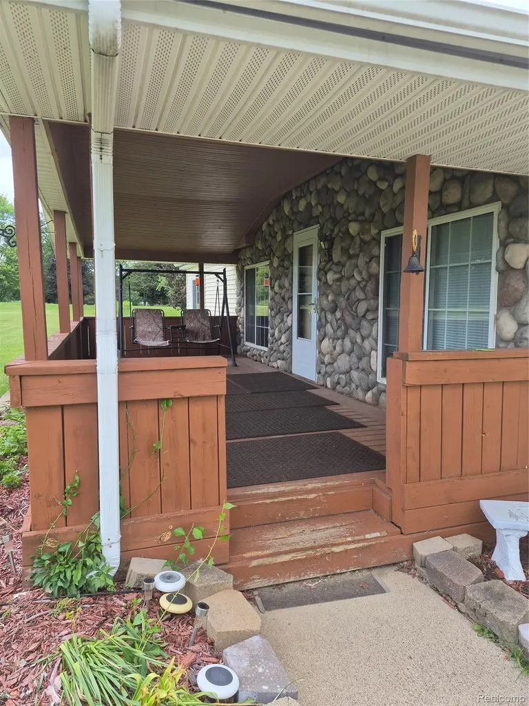 12849 S Delaney Road Perry City MI 48872