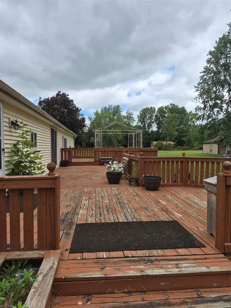 12849 S Delaney Road Perry City MI 48872