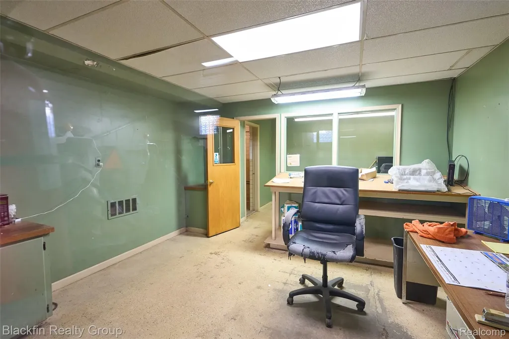 15410 Harper Avenue Detroit City MI 48224