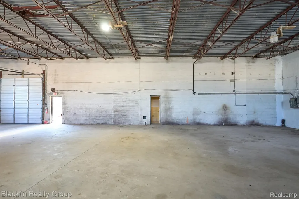 15410 Harper Avenue Detroit City MI 48224