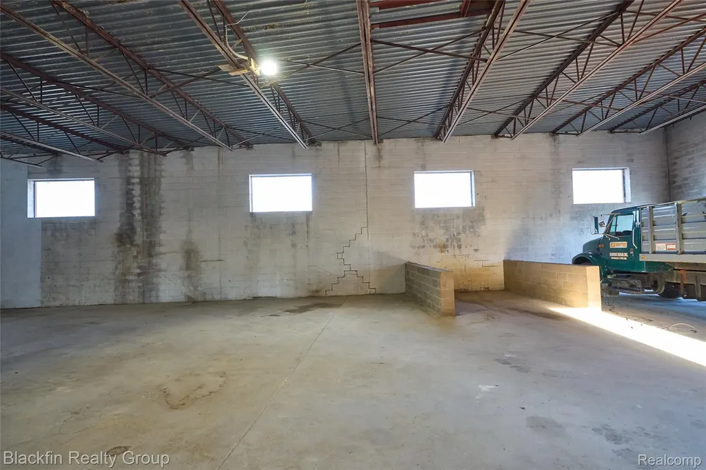 15410 Harper Avenue Detroit City MI 48224