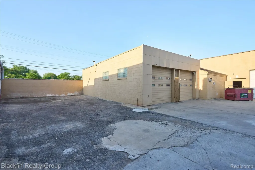 15410 Harper Avenue Detroit City MI 48224