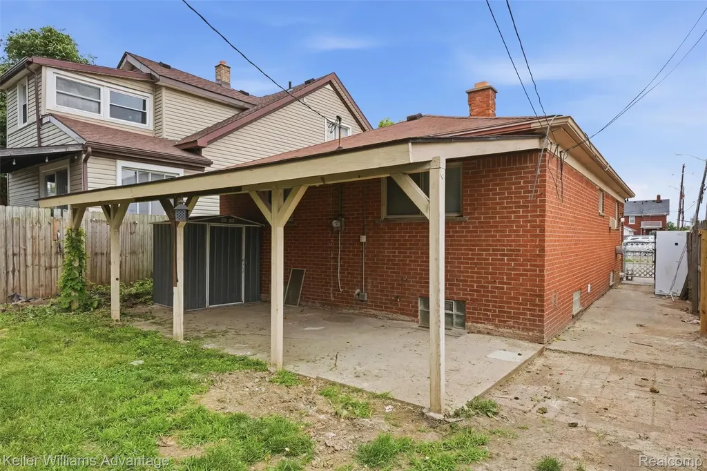 1303 College Avenue Lincoln Park City MI 48146