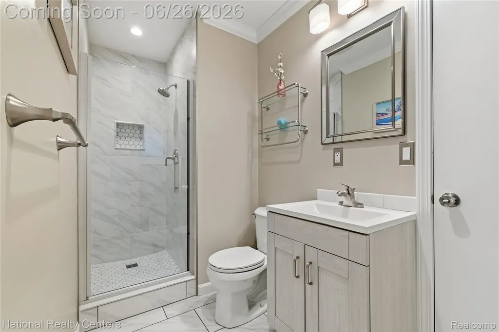33112 Kirby Street Farmington City MI 48336