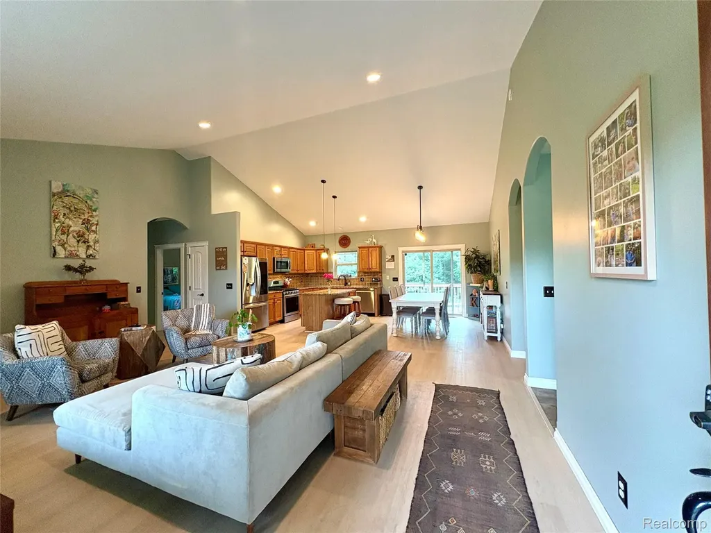 9865 Loons Call Drive Traverse City City MI 49685