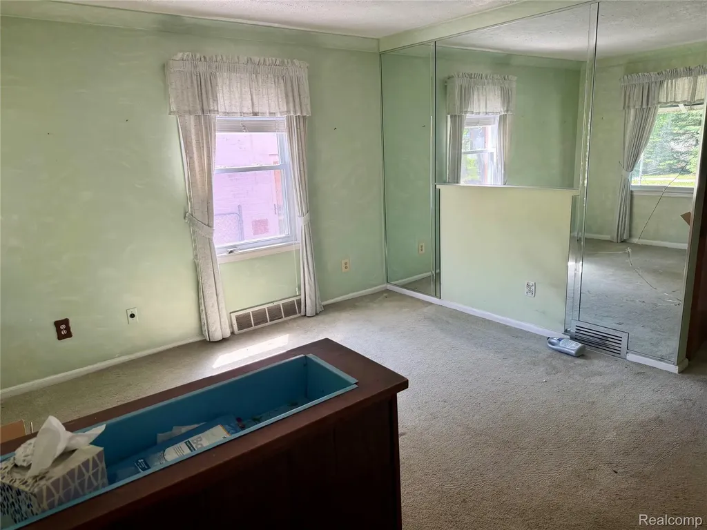 1714 Harwood Avenue Royal Oak City MI 48067