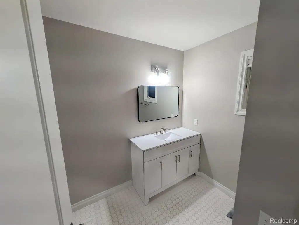 1859 Lonesome Lake Court Orion Charter Township MI 48362