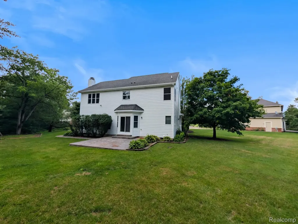 1859 Lonesome Lake Court Orion Charter Township MI 48362