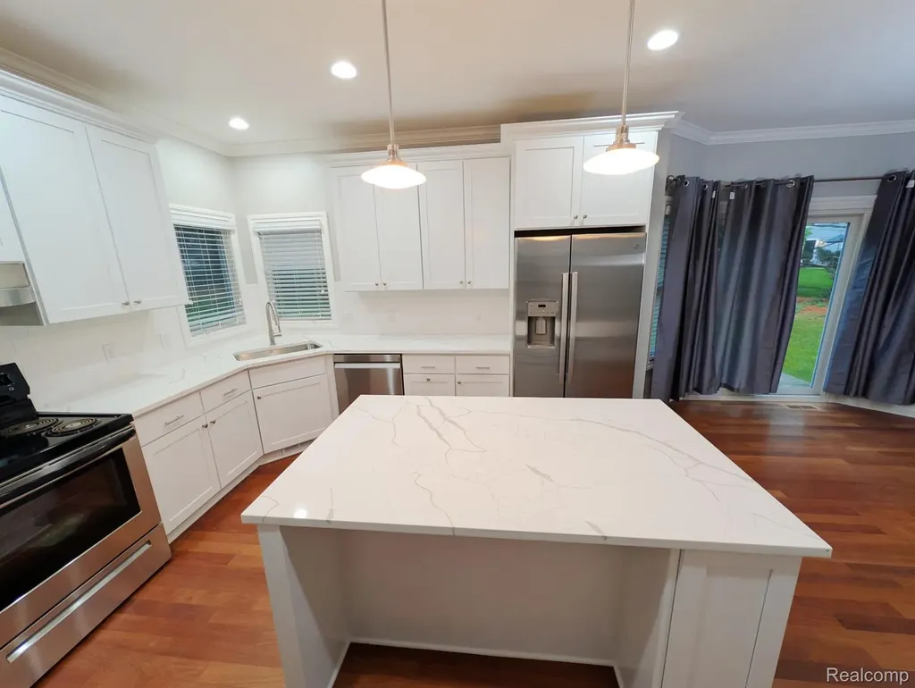 1859 Lonesome Lake Court Orion Charter Township MI 48362