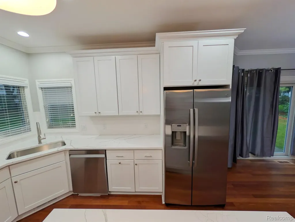 1859 Lonesome Lake Court Orion Charter Township MI 48362