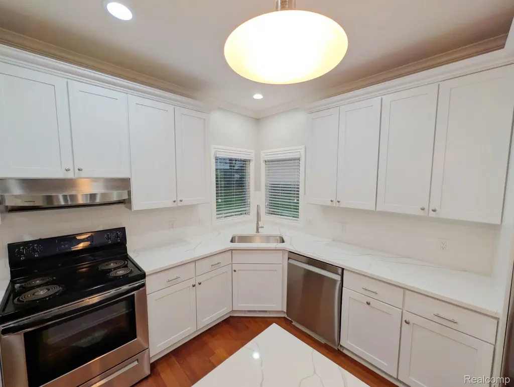 1859 Lonesome Lake Court Orion Charter Township MI 48362