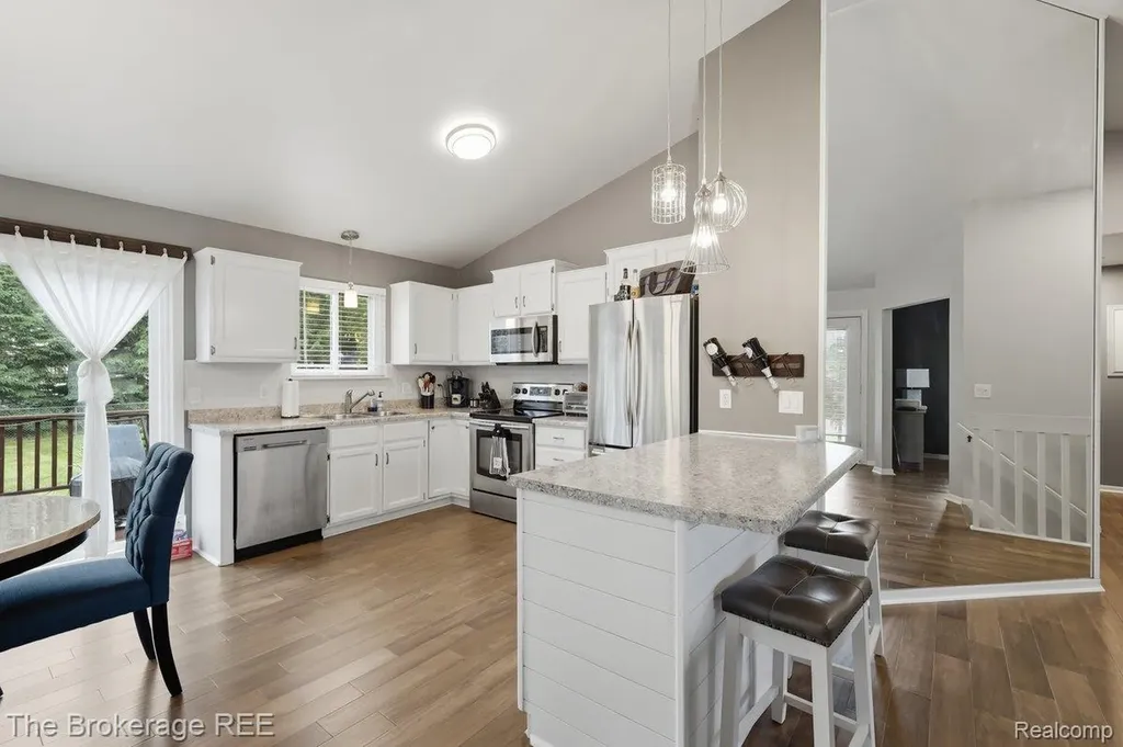 6060 Hearthside Place Grand Blanc Charter Township MI 48439