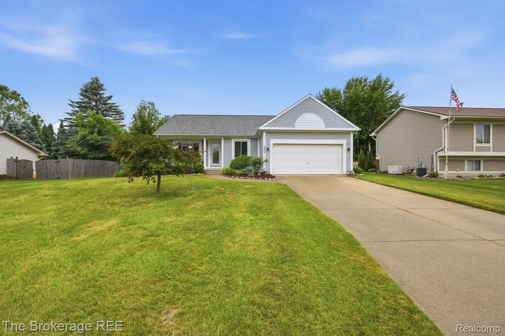 6060 Hearthside Place Grand Blanc Charter Township MI 48439