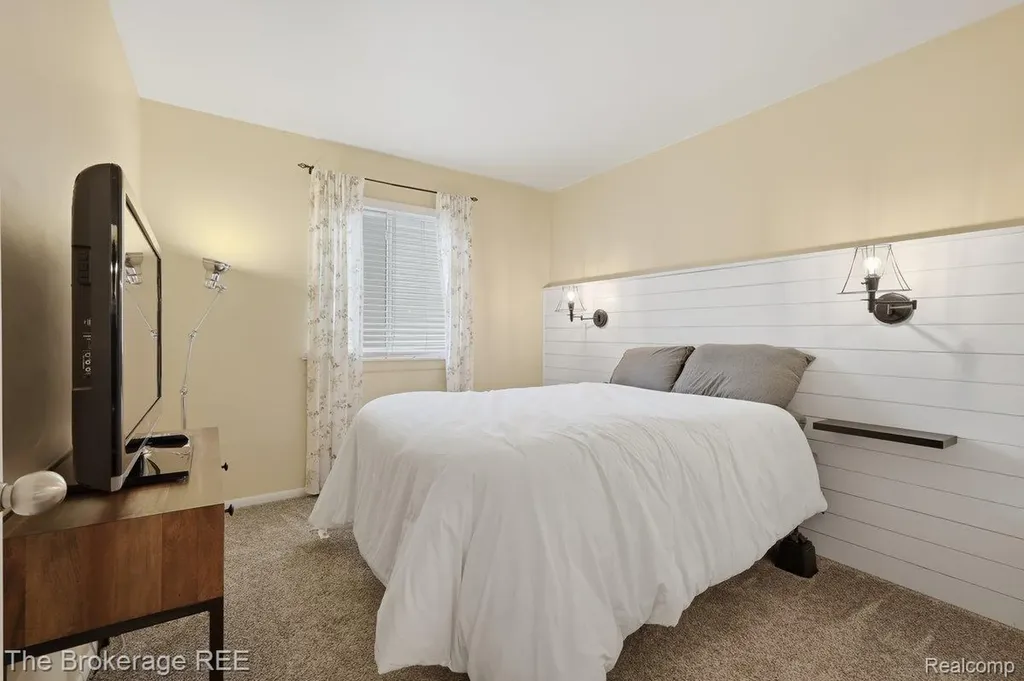 6060 Hearthside Place Grand Blanc Charter Township MI 48439