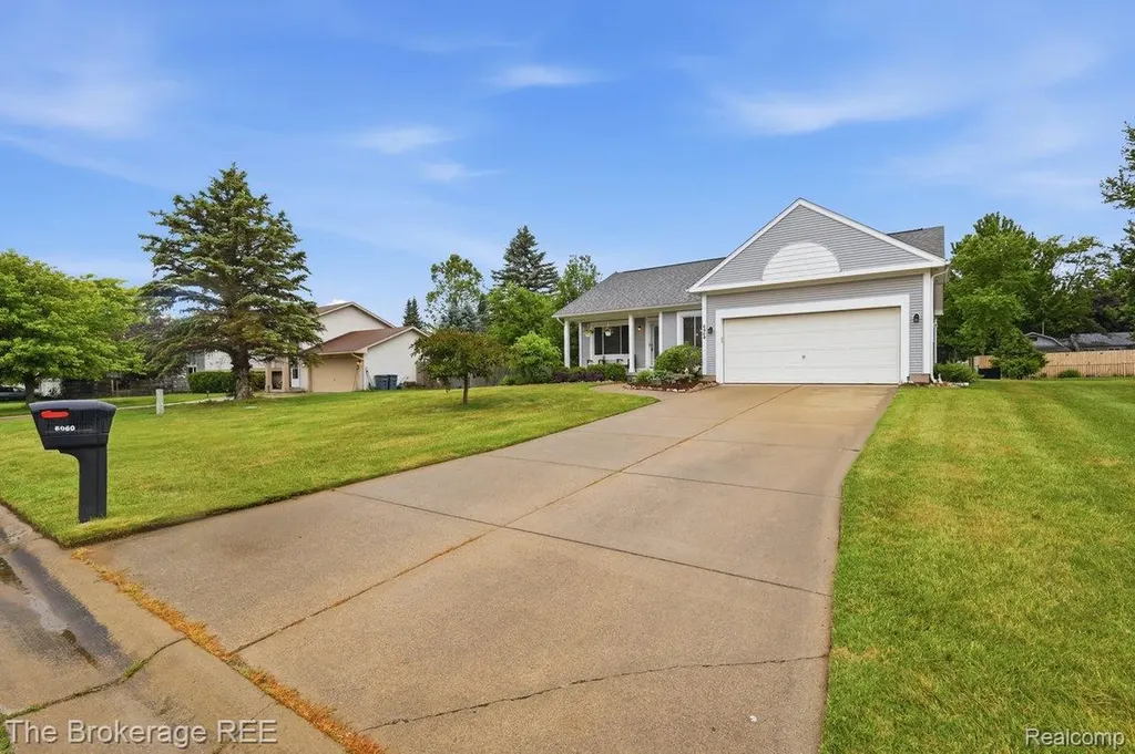 6060 Hearthside Place Grand Blanc Charter Township MI 48439