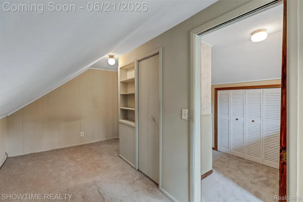 26518 Hollywood Street Roseville City MI 48066