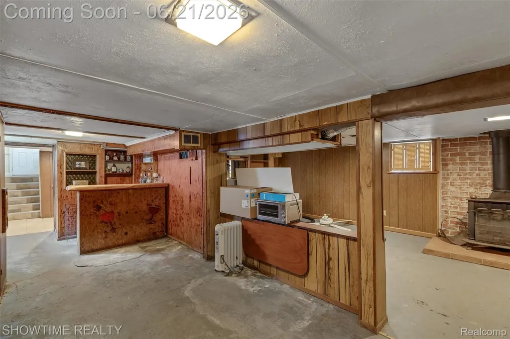 26518 Hollywood Street Roseville City MI 48066