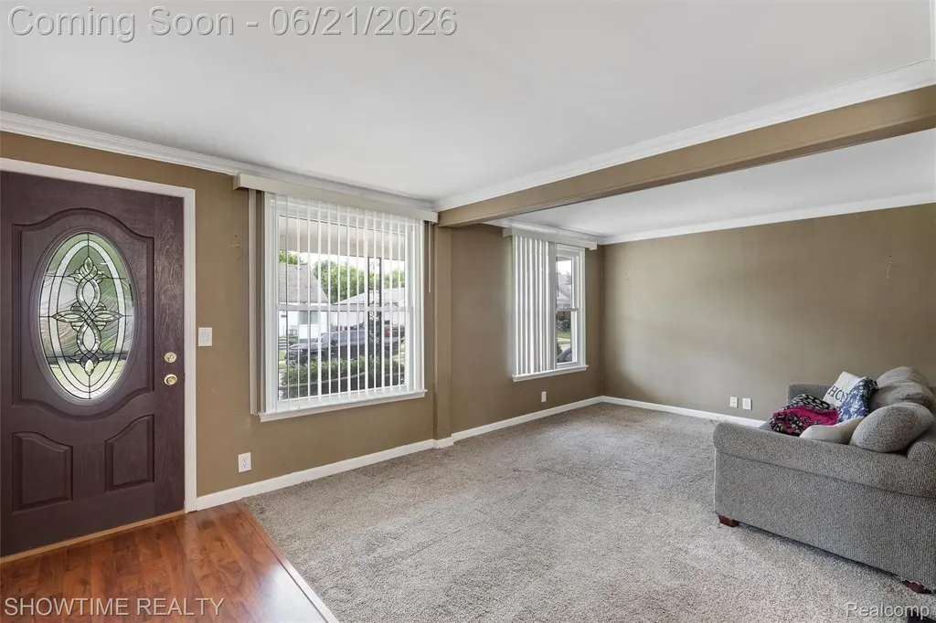 26518 Hollywood Street Roseville City MI 48066