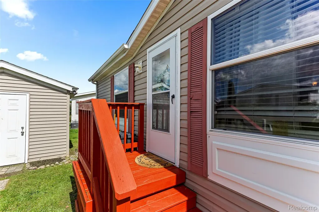 9544 Rhodes Court Salem Township MI 48167