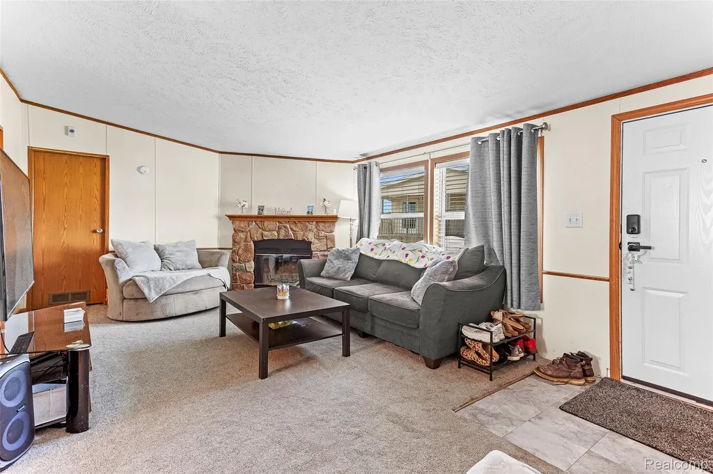 9544 Rhodes Court Salem Township MI 48167