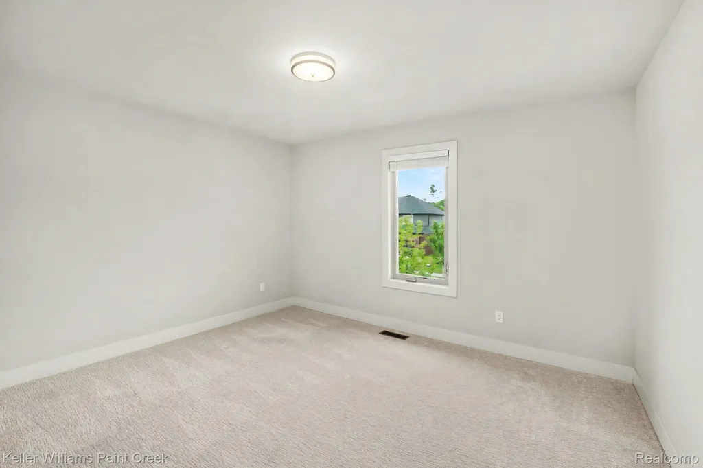 1976 Kohli Drive Troy City MI 48083
