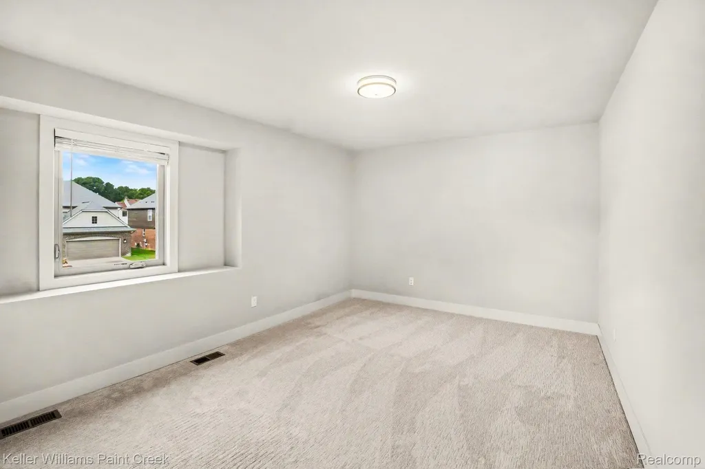 1976 Kohli Drive Troy City MI 48083