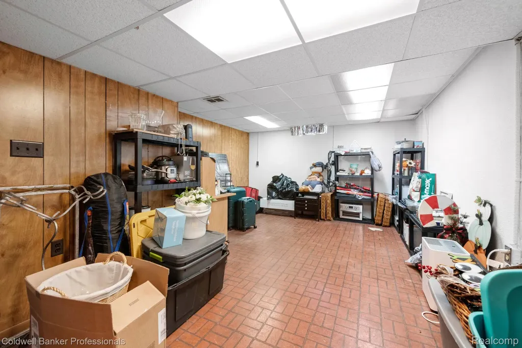 35766 Union Lake Road Harrison Charter Township MI 48045