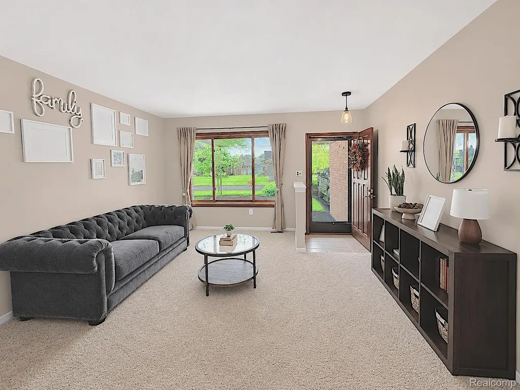 39217 Bramblebush Court Clinton Charter Township MI 48038