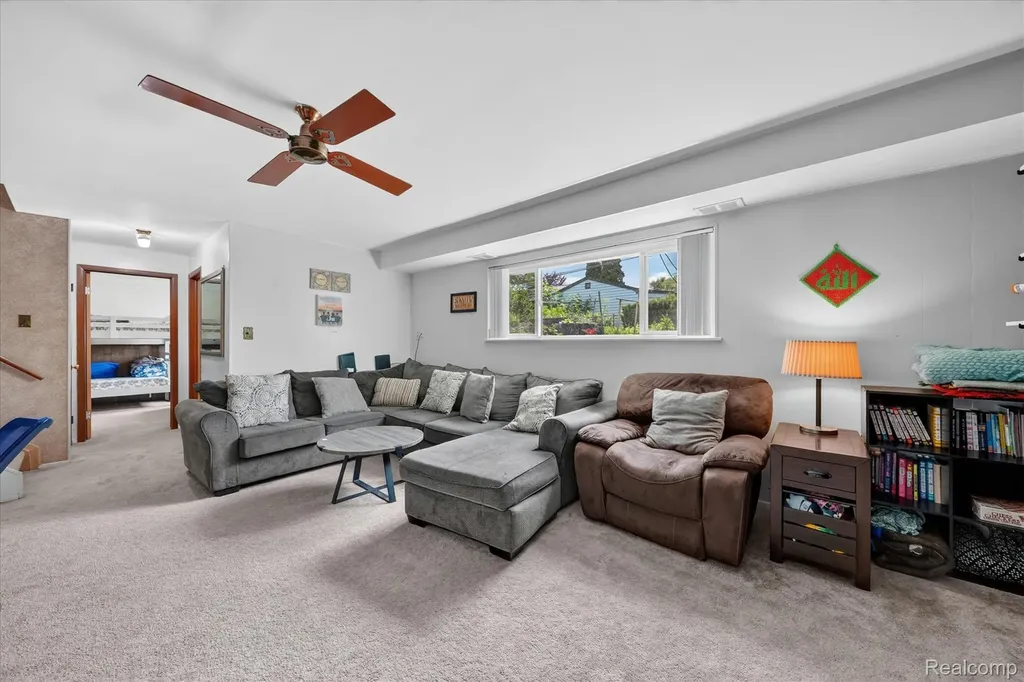 33879 Brookshire Drive Sterling Heights City MI 48312