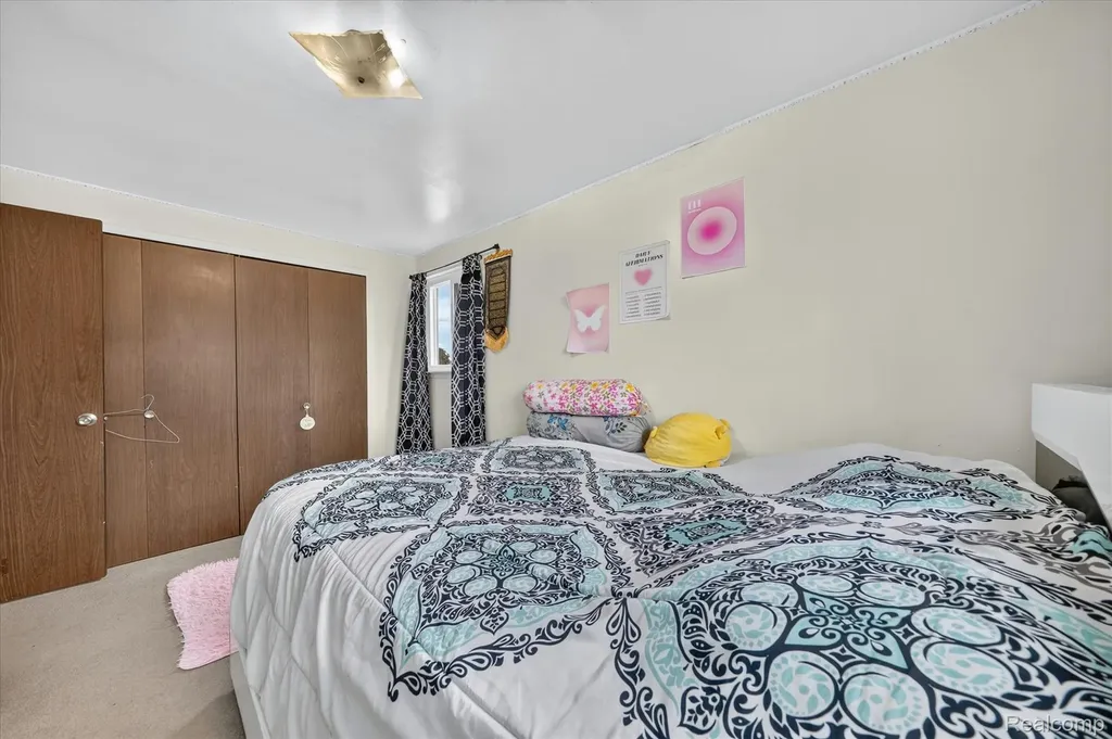 33879 Brookshire Drive Sterling Heights City MI 48312