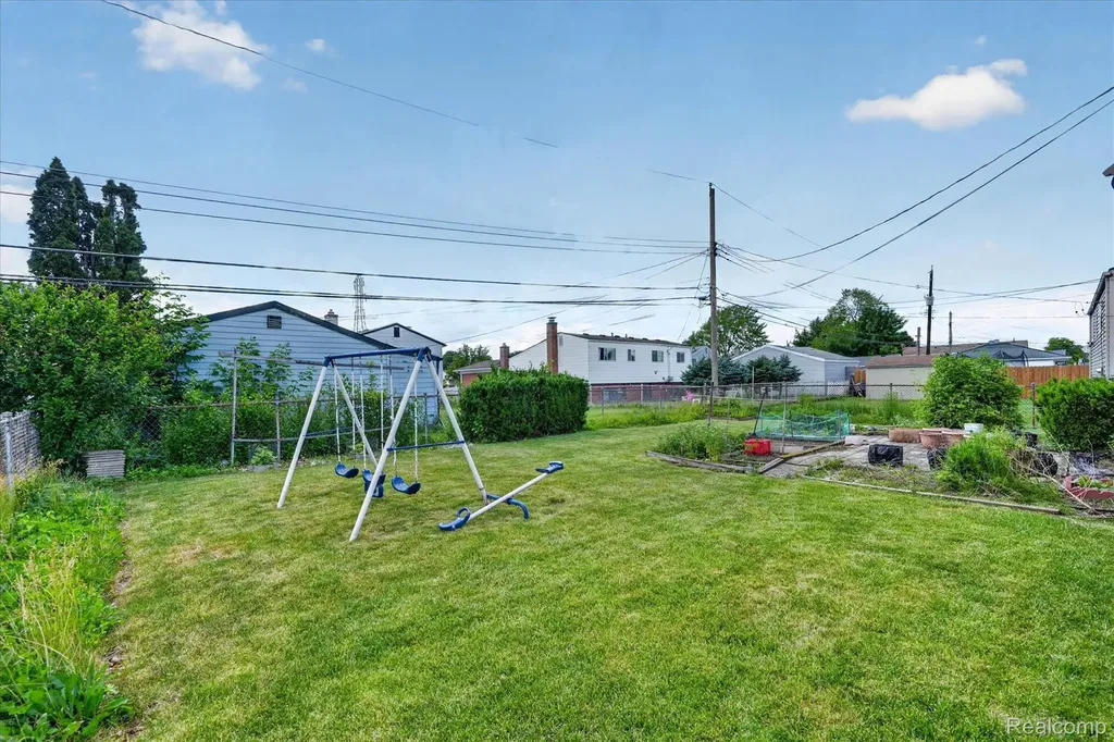 33879 Brookshire Drive Sterling Heights City MI 48312