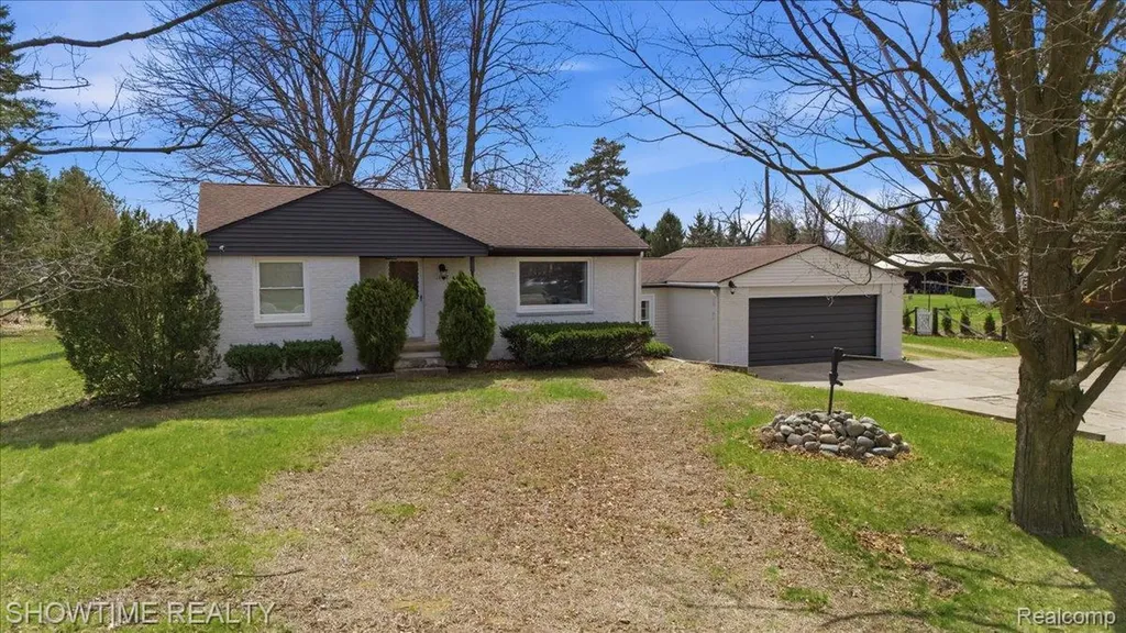 13912 22 Mile Road Shelby Charter Township MI 48315