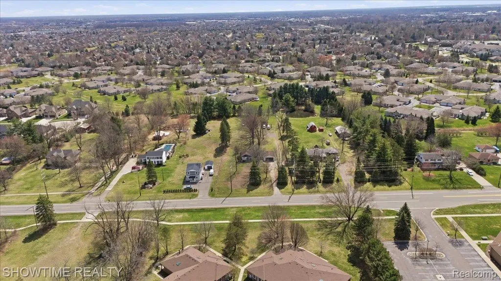 13912 22 Mile Road Shelby Charter Township MI 48315