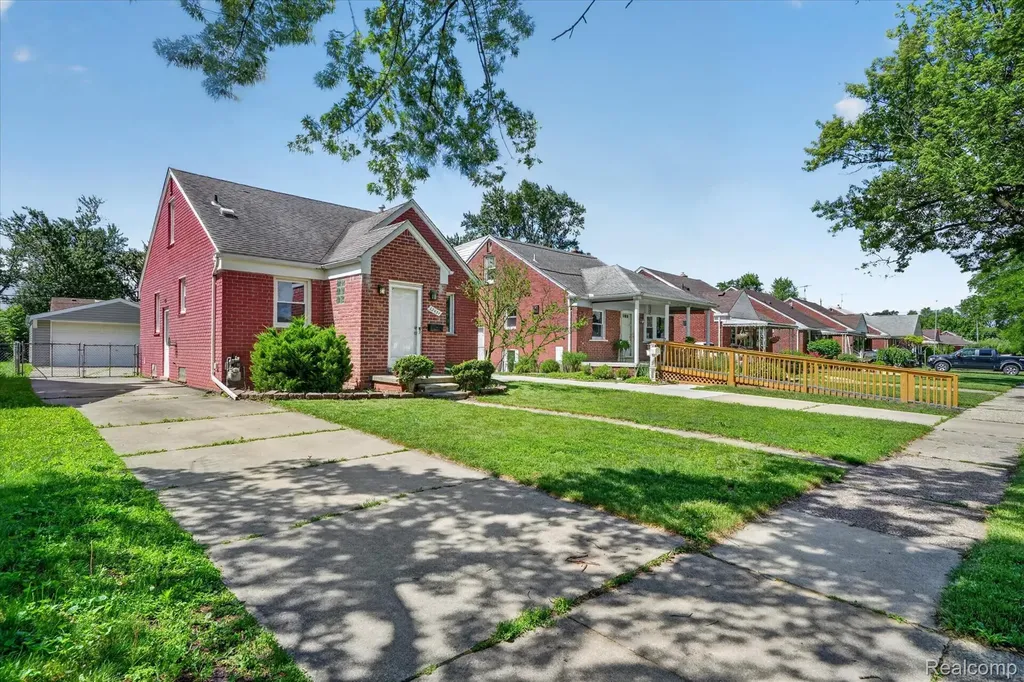 13451 Brest Street Southgate City MI 48195