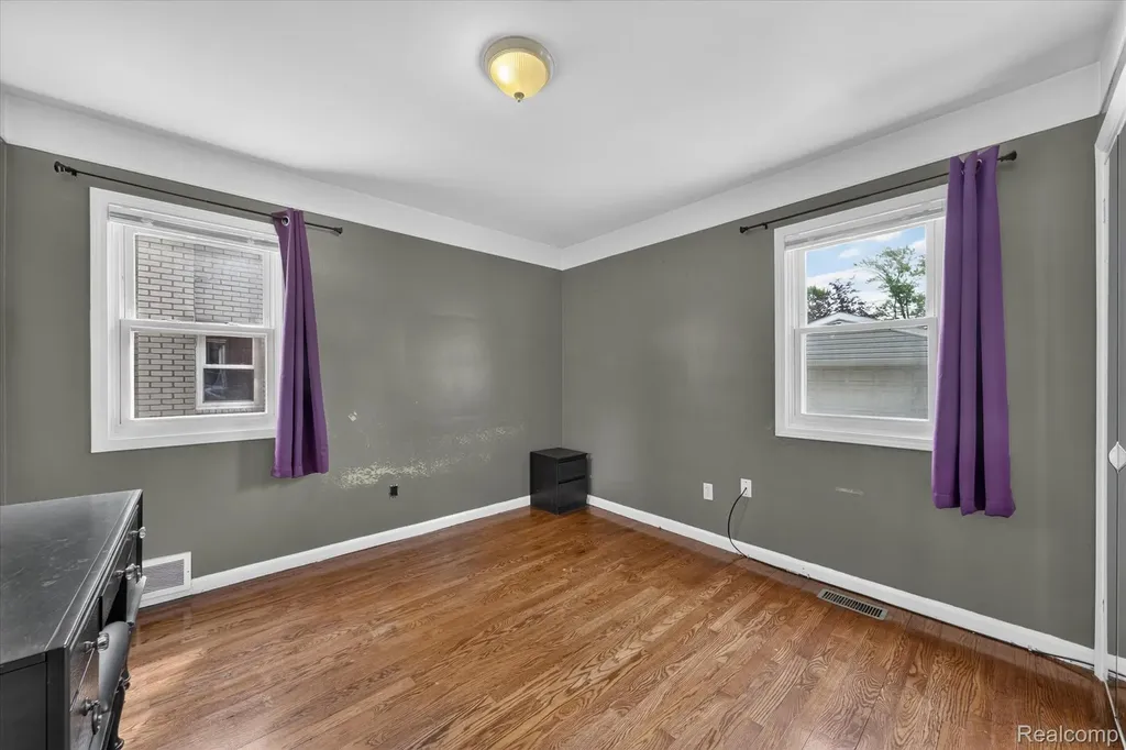 13451 Brest Street Southgate City MI 48195