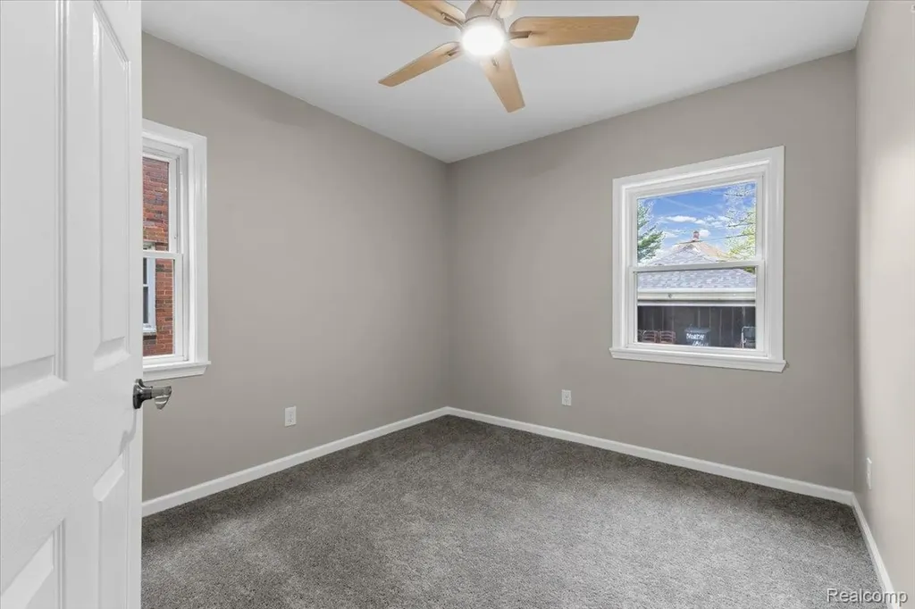 18073 Northlawn Street Detroit City MI 48221