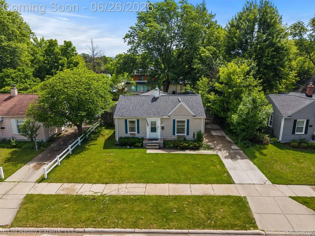 3788 Griffith Avenue Berkley City MI 48072