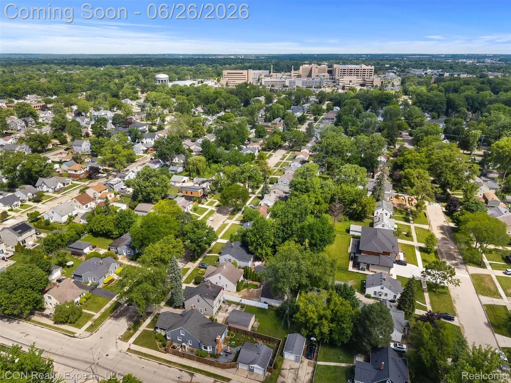3788 Griffith Avenue Berkley City MI 48072