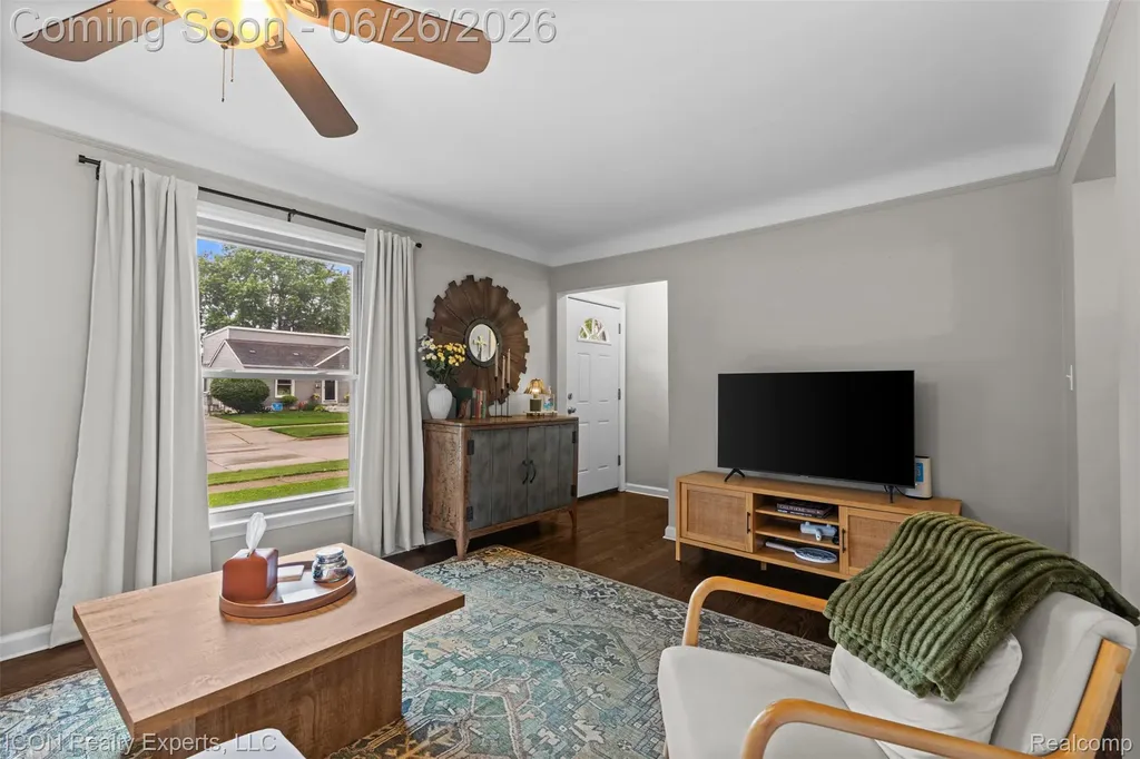 3788 Griffith Avenue Berkley City MI 48072