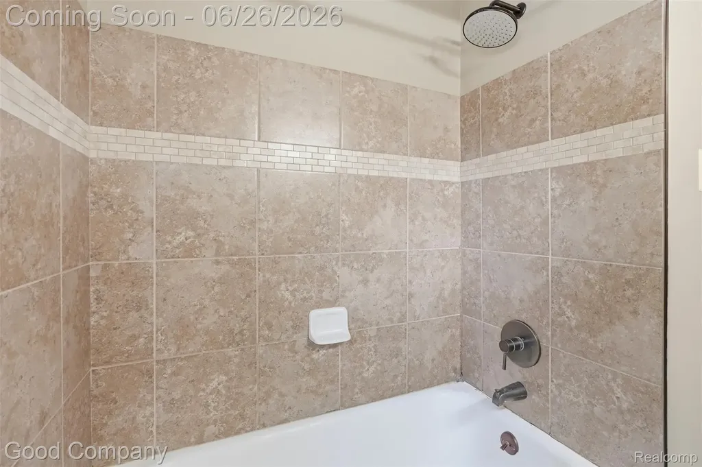 29710 Shackett Avenue Madison Heights City MI 48071