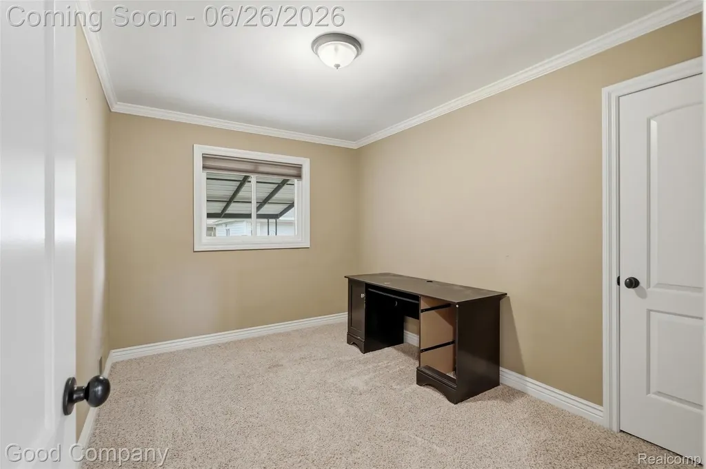 29710 Shackett Avenue Madison Heights City MI 48071