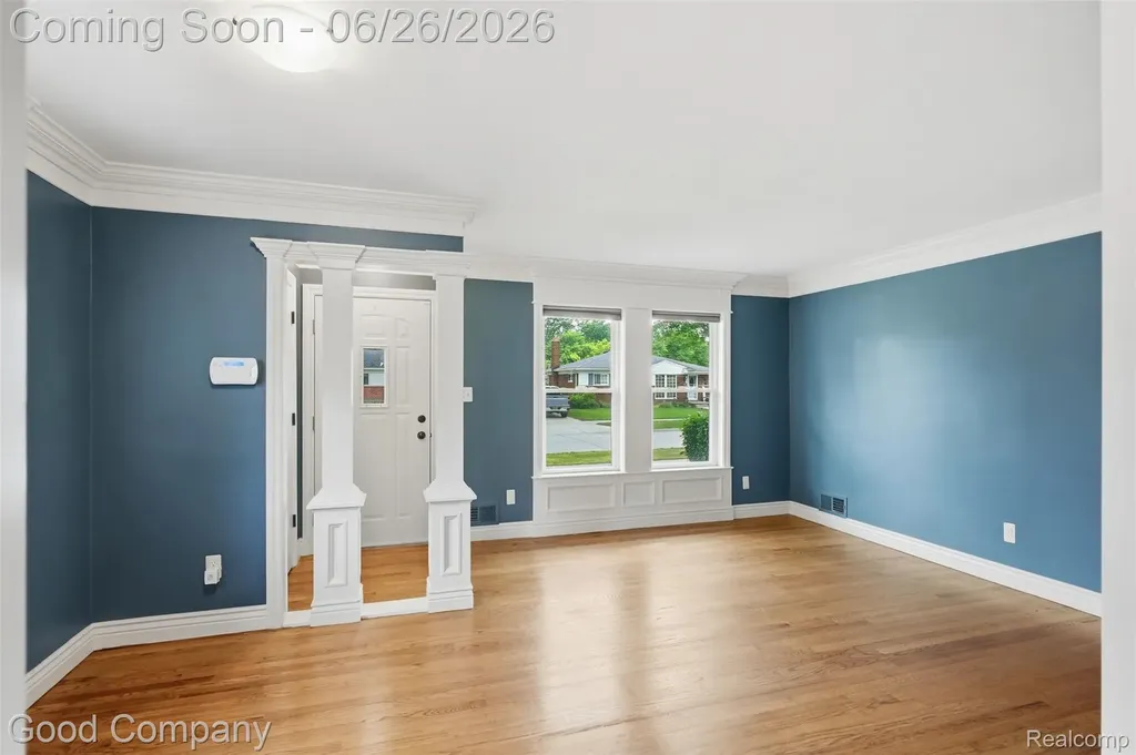 29710 Shackett Avenue Madison Heights City MI 48071