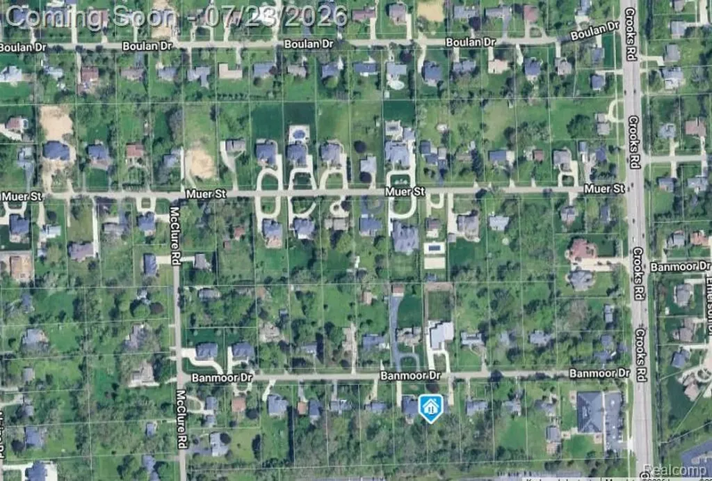 1575 Banmoor Drive Troy City MI 48084