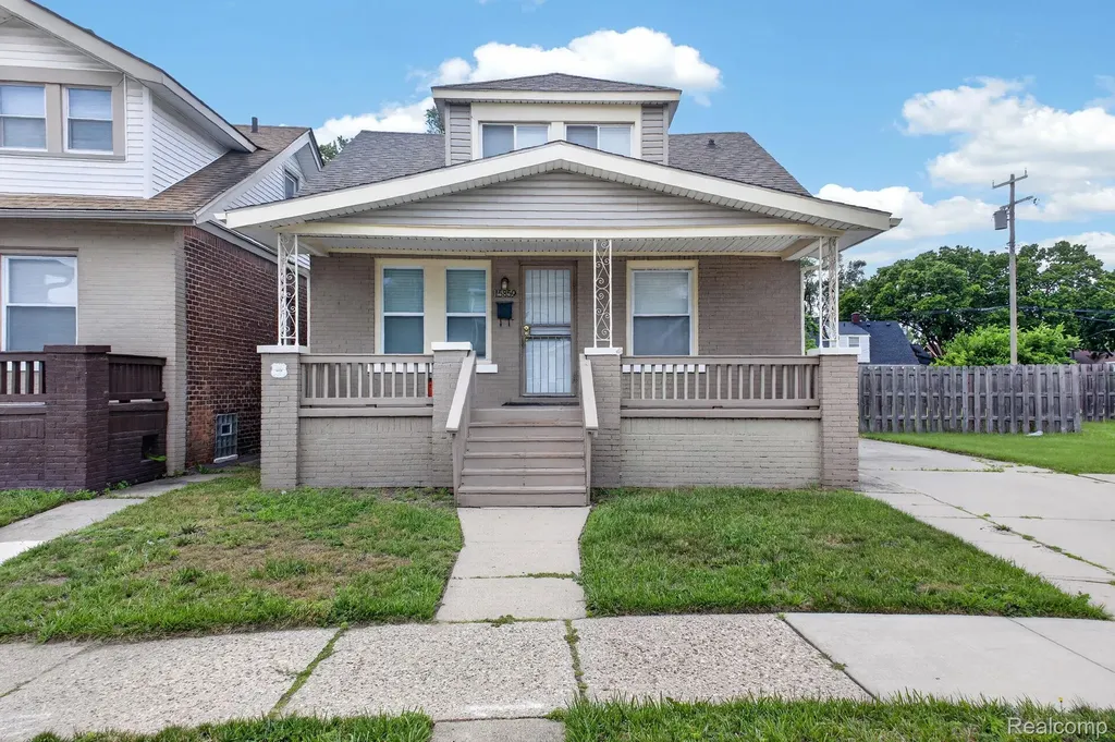15859 Santa Rosa Drive Detroit City MI 48238