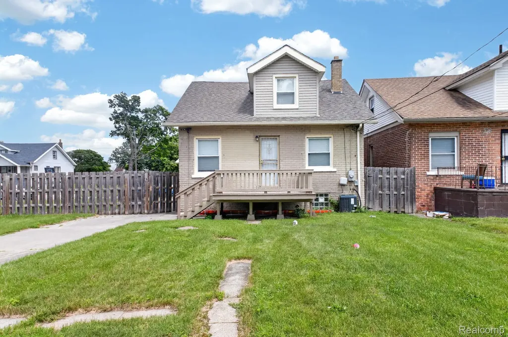 15859 Santa Rosa Drive Detroit City MI 48238