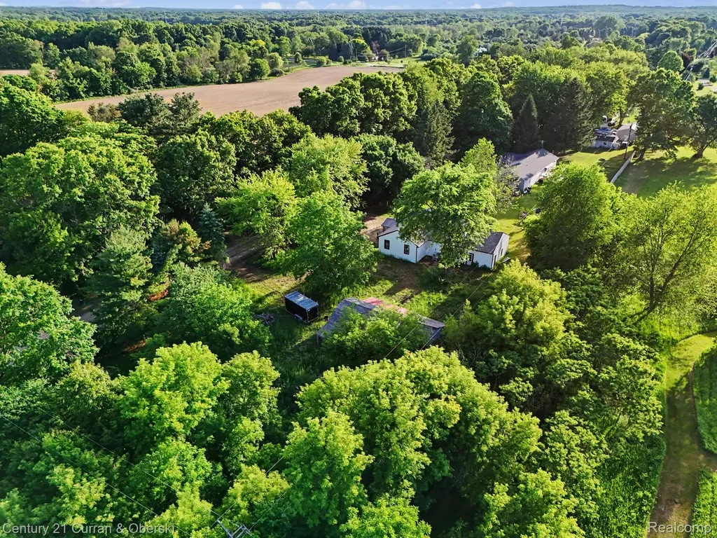 4296 Burgess Road Putnam Township MI 48169